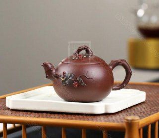 《葡萄》  《葡萄》