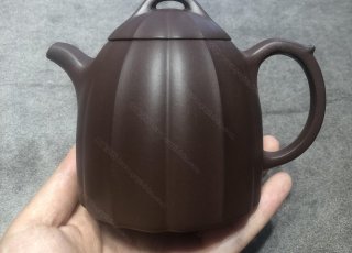 筋紋秦權  筋紋秦權