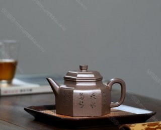 六方德鐘  六方德鐘