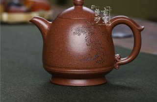 《高玉笠壺》  《高玉笠壺》