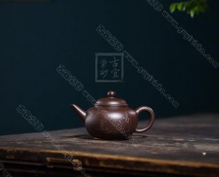 《水平》  《水平》