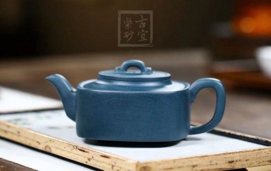 《君玉壺》  《君玉壺》