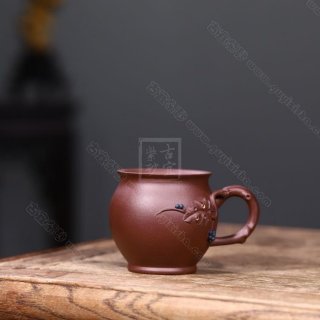 《葡萄》  《葡萄》