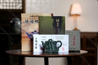 梅樁壺  梅樁壺