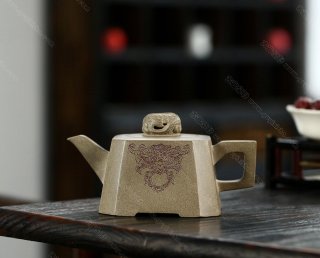 八方云龍  八方云龍