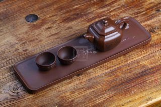 《山水紫砂壺承》  《山水紫砂壺承》