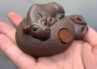 《金錢福牛》  《金錢福牛》