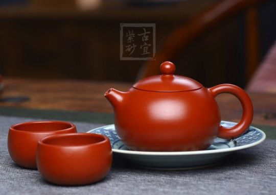 《西施套組一壺二杯》  《西施套組一壺二杯》