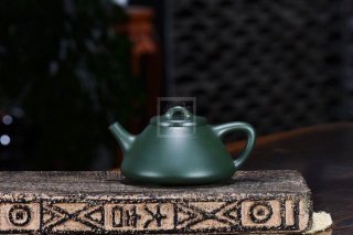 《石瓢》民國綠紫砂茶壺石瓢全手工實力派名家宜興原礦紫砂喝茶壺  《石瓢》民國綠紫砂茶壺石瓢全手工實力派名家宜興原礦紫砂喝茶壺