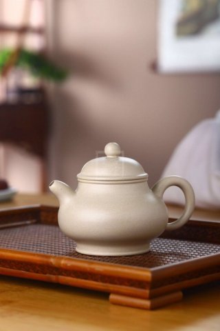 《潘壺》  《潘壺》