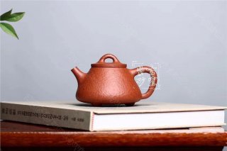 《子冶石瓢》  《子冶石瓢》