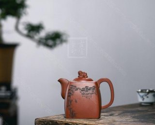 《獅威四方》  《獅威四方》