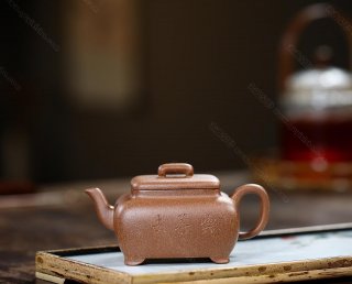 四方云亭  四方云亭