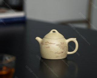 秦權(quán)  秦權(quán)