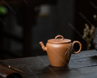 竹節(jié)壺  竹節(jié)壺
