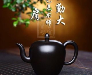 《美人肩》  《美人肩》