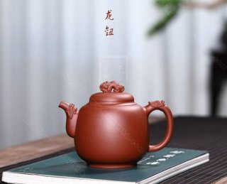 《龍鈕》  《龍鈕》