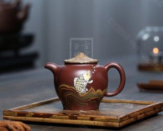 《年年有余》  《年年有余》