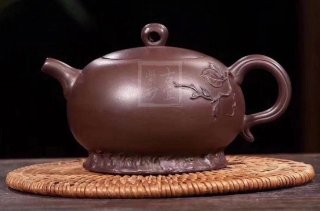 《葉下塘秋》宜興工藝美術師手工紫砂壺茶壺老師制紫泥  《葉下塘秋》宜興工藝美術師手工紫砂壺茶壺老師制紫泥