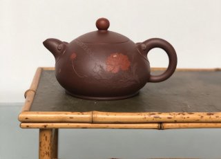 玉乳壺  玉乳壺