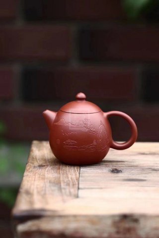 《小龍蛋》  《小龍蛋》