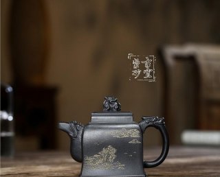 《龍行四方》  《龍行四方》