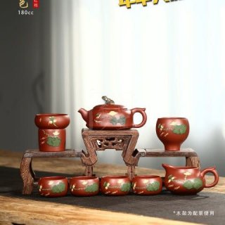 《荷塘月色》  《荷塘月色》