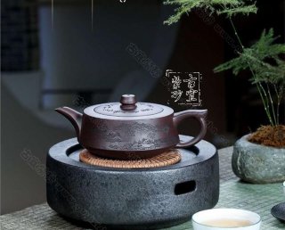 《柱礎》  《柱礎》