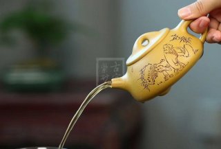 《石瓢》  《石瓢》