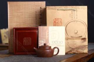 《湯婆菱花》  《湯婆菱花》