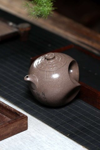 《太極》  《太極》