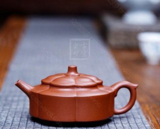 《菱花周盤》  《菱花周盤》