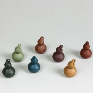 《手工七彩葫蘆茶寵擺件》宜興紫砂壺手工紫砂泡茶壺禮品  《手工七彩葫蘆茶寵擺件》宜興紫砂壺手工紫砂泡茶壺禮品