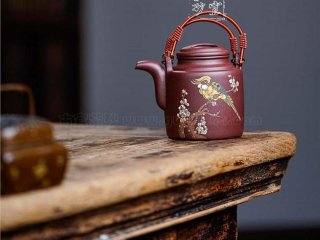 《牛蓋洋桶》  《牛蓋洋桶》