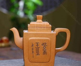 《四方宮燈》  《四方宮燈》