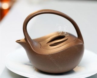 《太極提梁》  《太極提梁》