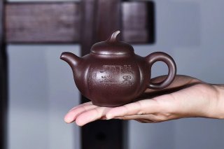 《金瓜》宜興紫砂壺名家全手工正品茶壺茶具紅砂紫泥  《金瓜》宜興紫砂壺名家全手工正品茶壺茶具紅砂紫泥