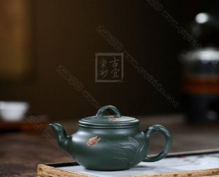 《鏡瓦》  《鏡瓦》