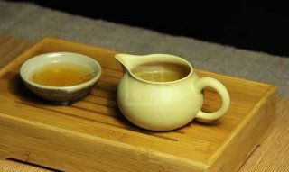 《公道杯》宜興紫砂壺手工段泥公道杯泡茶壺茶具  《公道杯》宜興紫砂壺手工段泥公道杯泡茶壺茶具