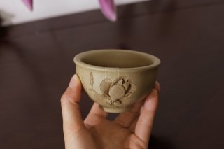 《清蘭杯主人杯》宜興老師優(yōu)秀青年陶藝家手工紫砂壺茶具黃龍山玉段泥  《清蘭杯主人杯》宜興老師優(yōu)秀青年陶藝家手工紫砂壺茶具黃龍山玉段泥