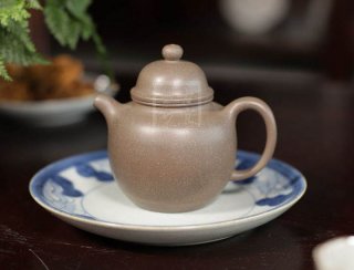 《掇球》  《掇球》