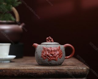 玉獸供春  玉獸供春