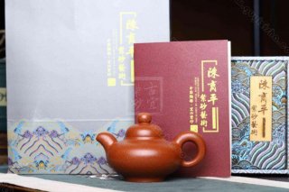 《華穎》  《華穎》