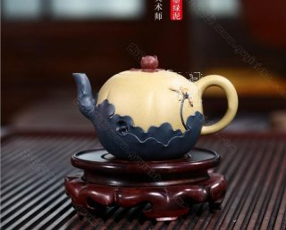 《出水芙蓉》  《出水芙蓉》