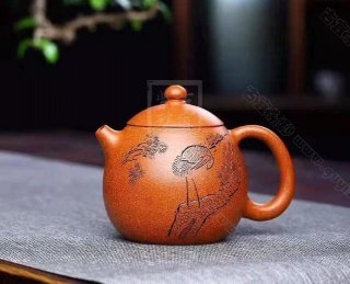 《龍蛋》  《龍蛋》