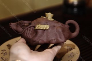 牛運亨通  牛運亨通