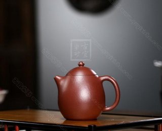 《龍蛋》  《龍蛋》