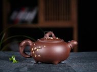 《松竹梅》紫砂壺宜興高級工藝美術(shù)師手工泡茶壺紫泥茶具茶壺