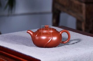 《含苞待放》宜興全純手工紫砂壺中品大紅袍茶壺茶具  《含苞待放》宜興全純手工紫砂壺中品大紅袍茶壺茶具