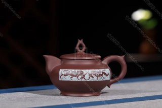 《融聚》  《融聚》